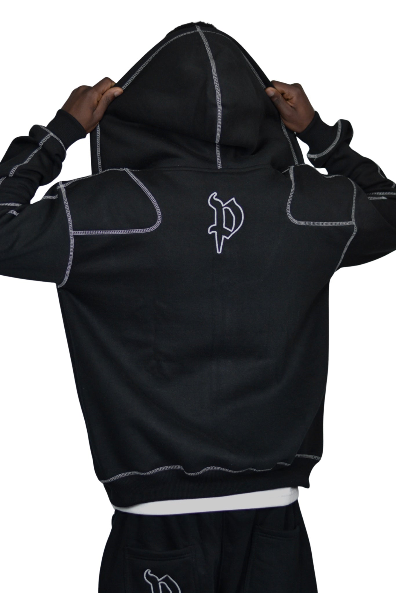 REFLECTIVE STITCH ZIP-UP HOODIE